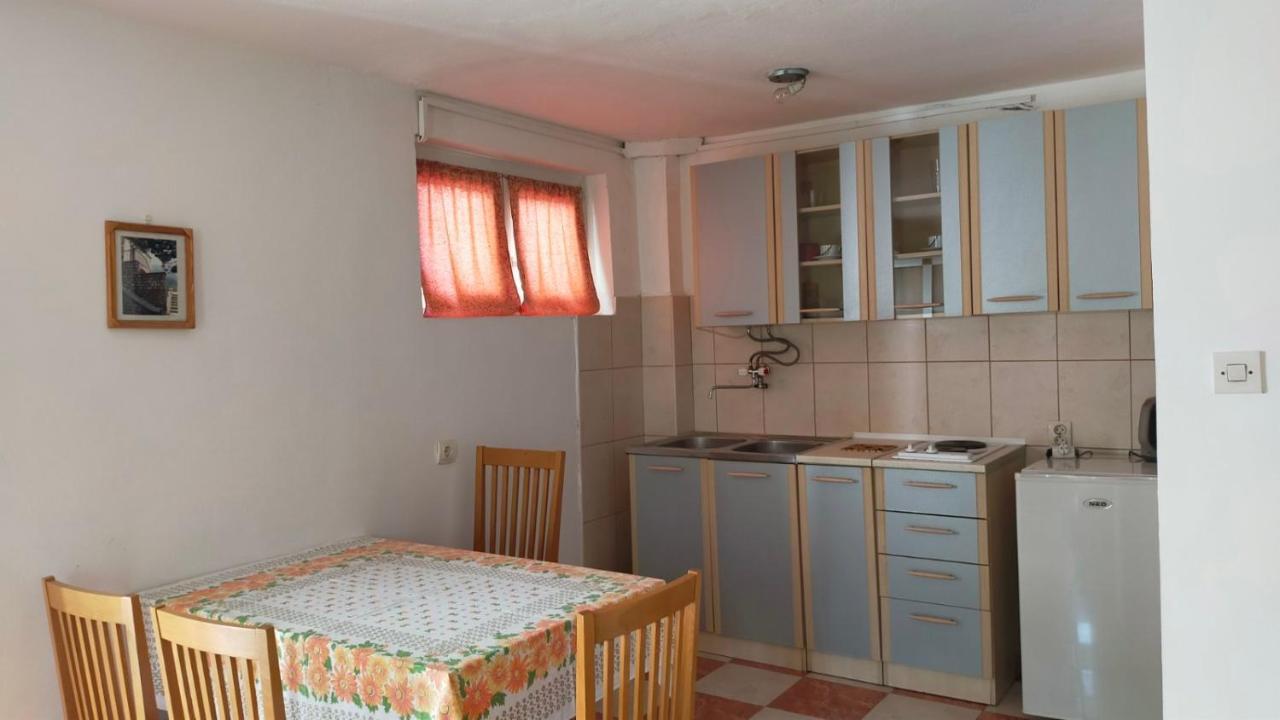 Guesthouse Tri Palme Bečići Екстериор снимка