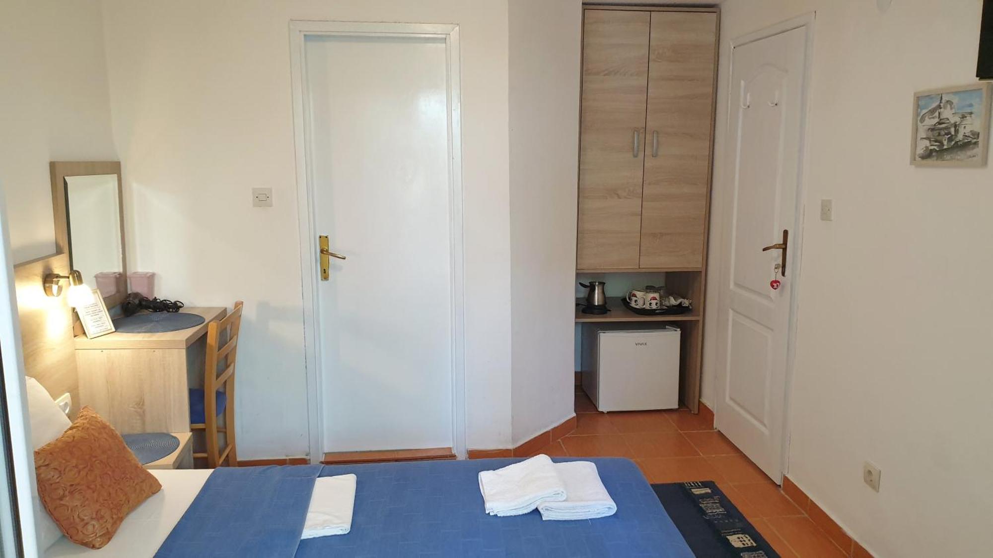 Guesthouse Tri Palme Bečići Екстериор снимка