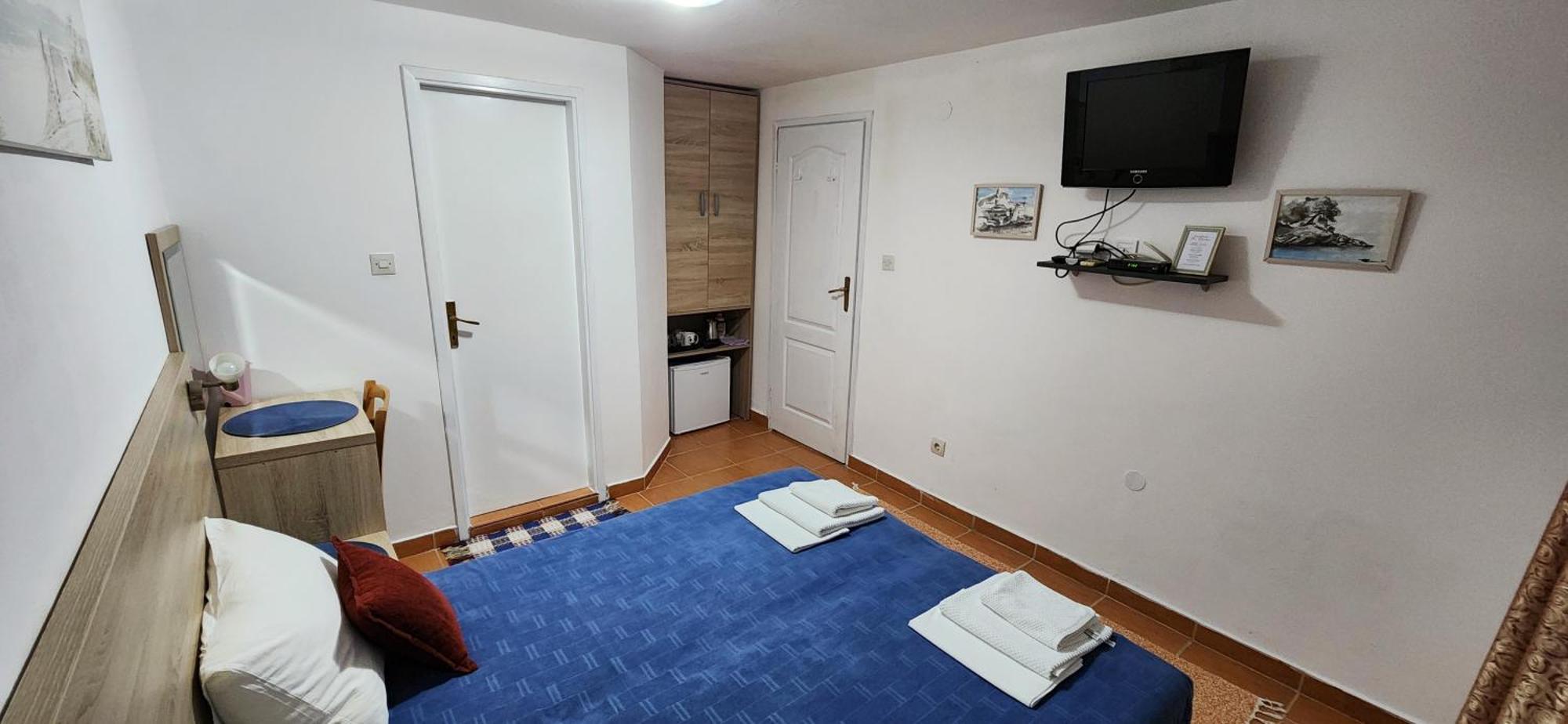 Guesthouse Tri Palme Bečići Екстериор снимка