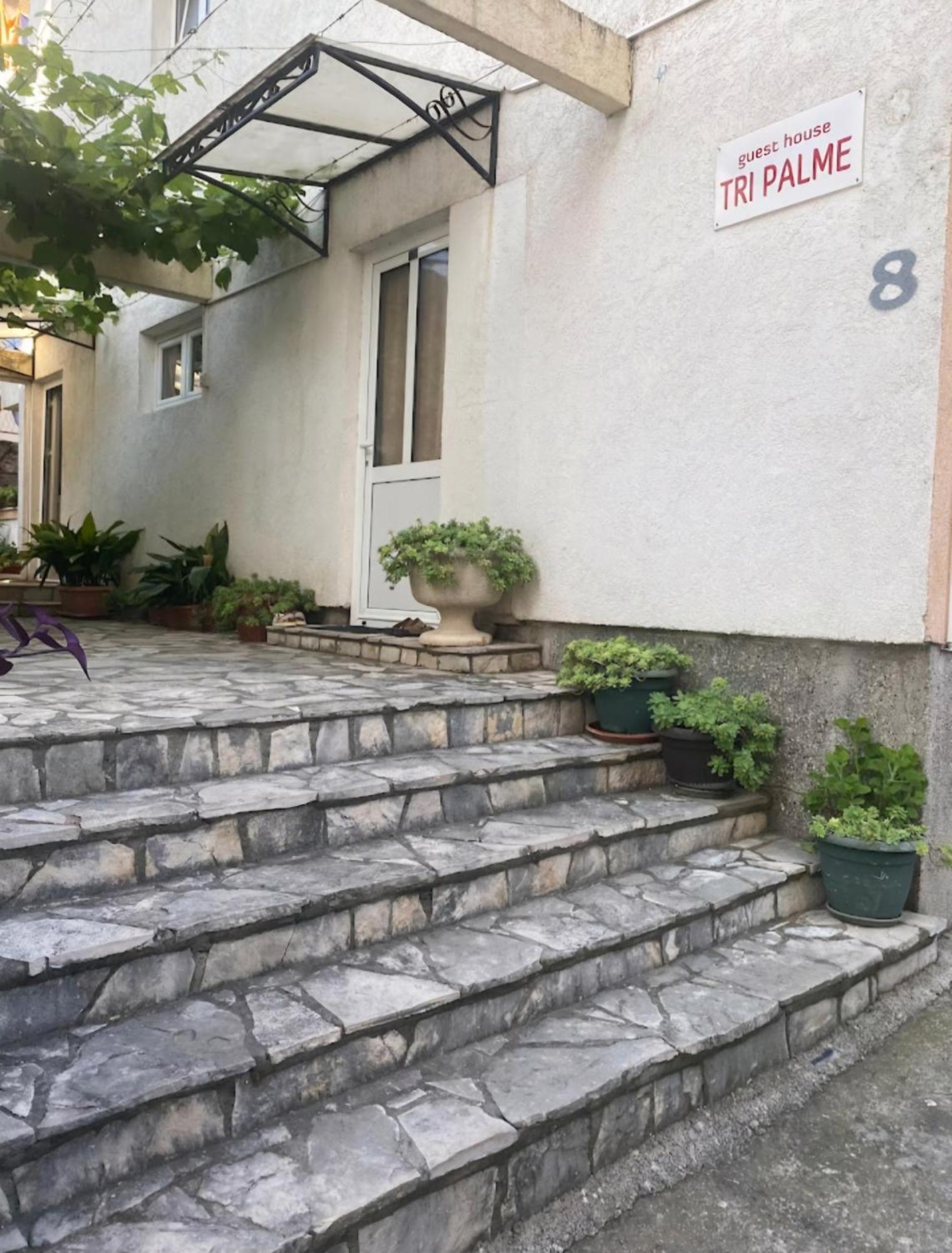 Guesthouse Tri Palme Bečići Екстериор снимка