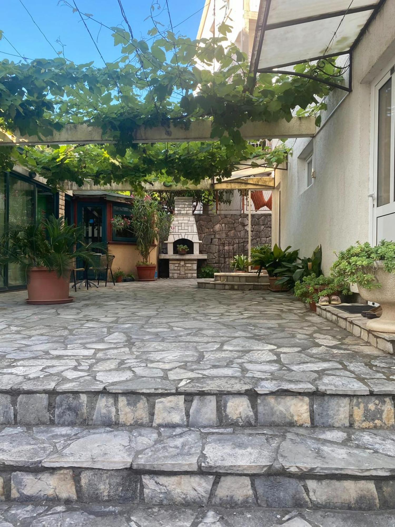 Guesthouse Tri Palme Bečići Екстериор снимка